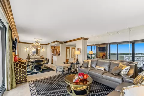 115 Lakeshore Dr #749, North Palm Beach, FL 33408