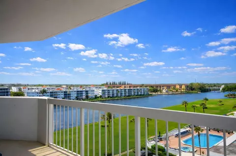 115 Lakeshore Dr #749, North Palm Beach, FL 33408