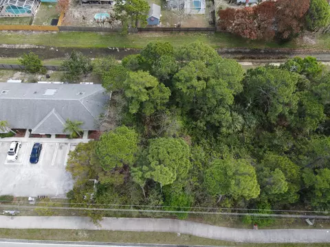 1751 SE Lennard Rd NW, Port St Lucie, FL 34952