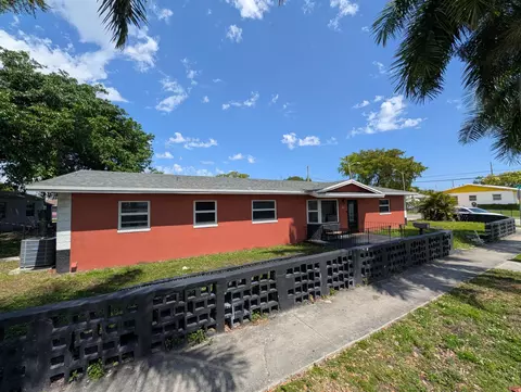 602 SW 1st St, Dania Beach, FL 33004