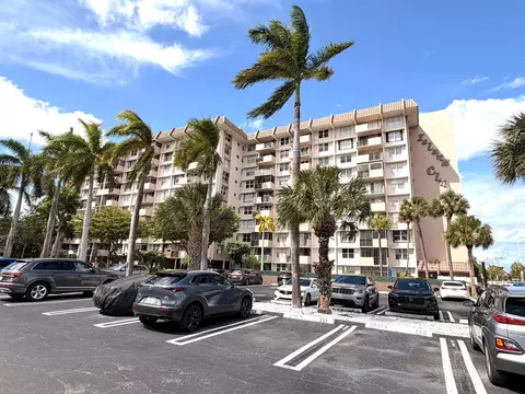 777 S Federal Hwy #RPH11, Pompano Beach, FL 33062