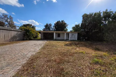 4574 Schall Rd, West Palm Beach, FL 33417