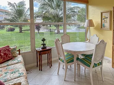 3505 NW 48th Ave #403, Lauderdale Lakes, FL 33319