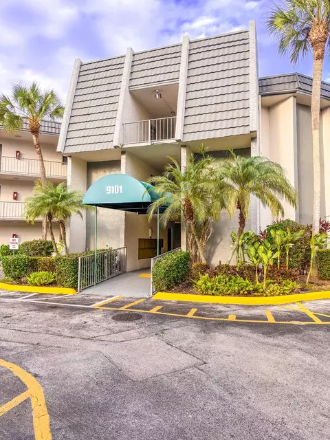 9101 Lime Bay Blvd #114, Tamarac, FL 33321