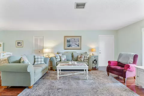 2015 S Seacrest Blvd #C, Boynton Beach, FL 33435