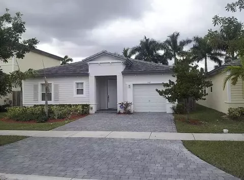 140 NE 28th Ter, Homestead, FL 33033