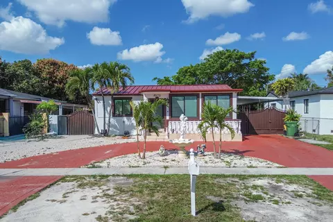 4970 E Palm Ct, Hialeah, FL 33013