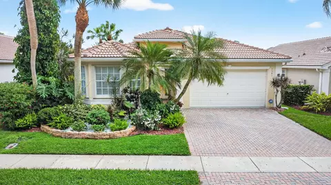 7381 Morocca Lake Dr, Delray Beach, FL 33446