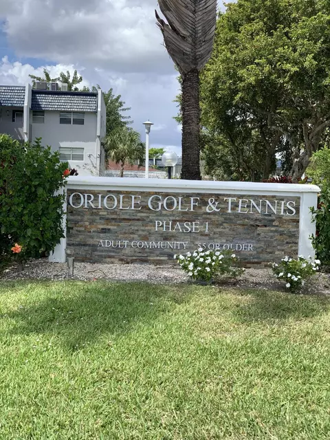 7887 Golf Cir Dr #212, Margate, FL 33063