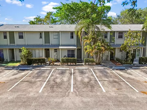 789 Crystal Lake Dr #789, Pompano Beach, FL 33064