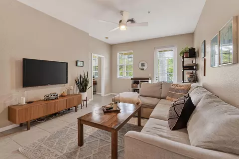 355 E Thatch Palm Cir #103, Jupiter, FL 33458