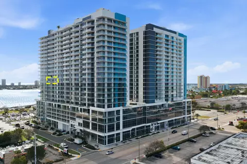 220 Lake Shore Dr #1205, Lake Park, FL 33403