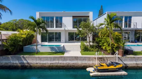 605 SW 12th St, Fort Lauderdale, FL 33312