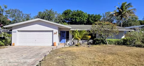 7715 Saint Andrews Rd, Lake Worth, FL 33467