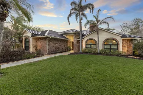 755 NE Stokes Ter, Jensen Beach, FL 34957