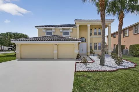 2173 Bellcrest Cir, Royal Palm Beach, FL 33411