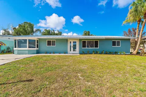 1851 SE Jackson St, Stuart, FL 34997