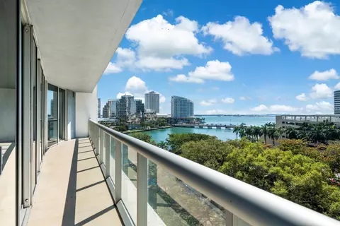 495 Brickell Ave #811, Miami, FL 33131
