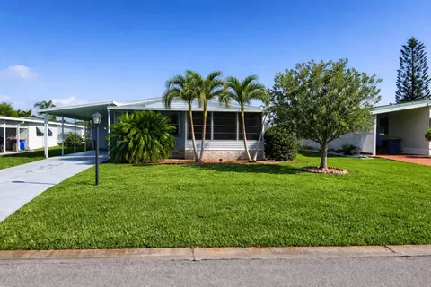 2585 SW Marquis Ter, Stuart, FL 34997