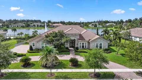 5700 N Sterling Ranch Dr, Davie, FL 33314