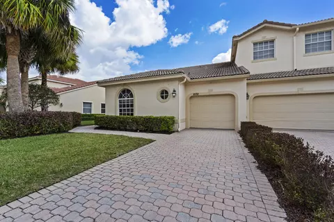 8132 Carnoustie Pl, Port Saint Lucie, FL 34986