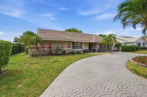 8644 NW 47th Dr, Coral Springs, FL 33067