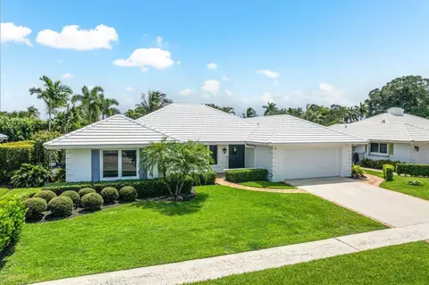 670 Elm Tree Ln, Boca Raton, FL 33486