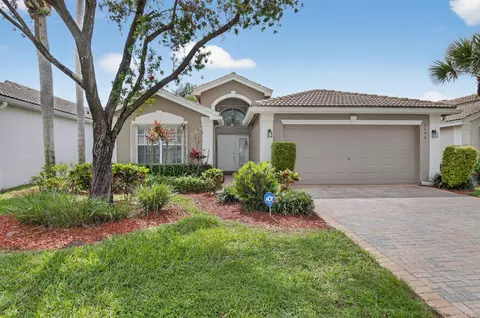 7094 Avila Terrace Way, Delray Beach, FL 33446