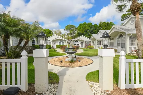 1187 NW Lombardy Dr, Port Saint Lucie, FL 34986