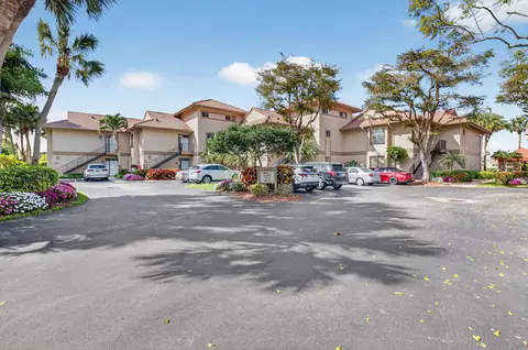 19407 Sabal Lake Dr #5016, Boca Raton, FL 33434