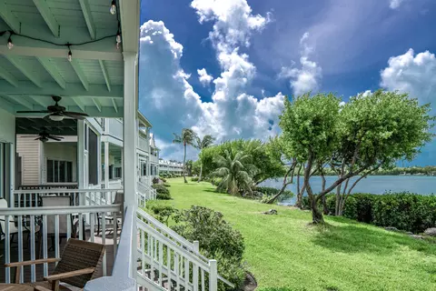 5040 Sunset Village Dr, Duck Key, FL 33050