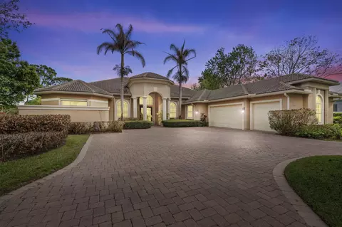 7424 Laurels Pl, Port Saint Lucie, FL 34986