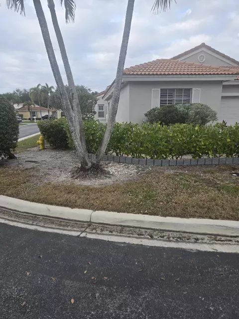 10808 NW 46th Dr, Coral Springs, FL 33076