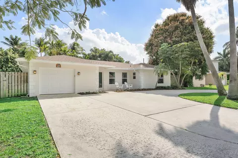 788 NW 7th Dr, Boca Raton, FL 33486