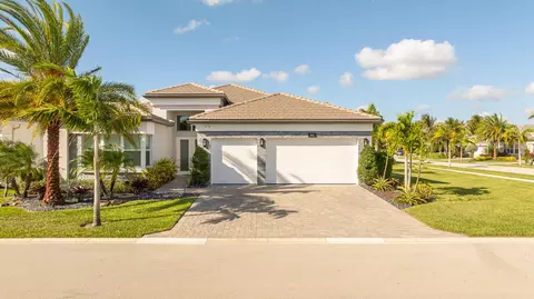 9831 Great Barrier Trl, Boynton Beach, FL 33473