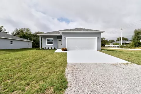 8685 101st Ct, Vero Beach, FL 32967