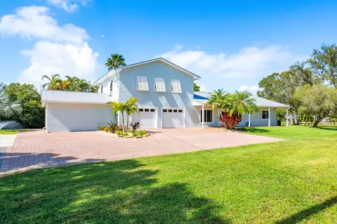 5920 SE Ault Ave, Stuart, FL 34997