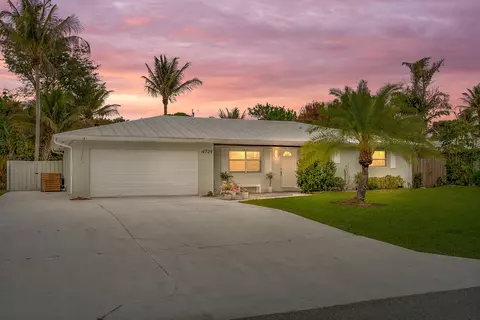 4729 SE Bayshore Ter, Stuart, FL 34997