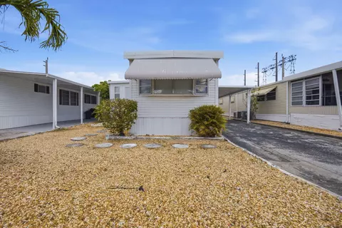 2917 SW 54th St, Fort Lauderdale, FL 33312