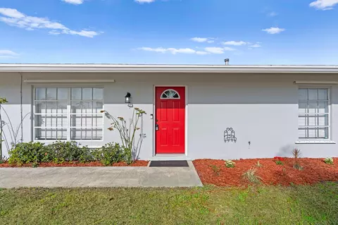 850 SW Goodrich St, Port Saint Lucie, FL 34983