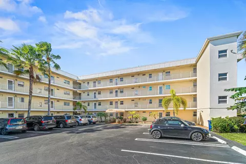 2515 NE 1st Ct #4100, Boynton Beach, FL 33435