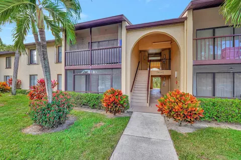 614 Sea Pine Way #C2, West Palm Beach, FL 33415