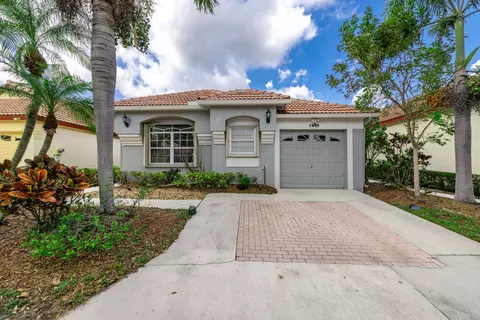 2095 Bonisle Cir, Riviera Beach, FL 33418