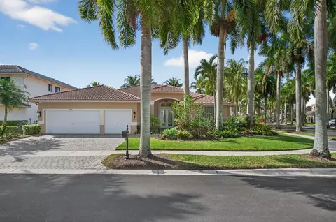 909 Stillwater Ct, Weston, FL 33327