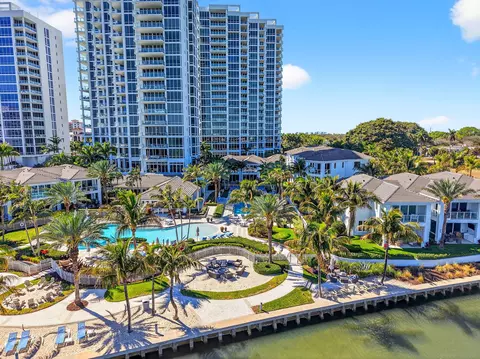 2 Water Club Way #2004, North Palm Beach, FL 33408