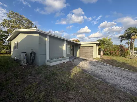 6691 NW 30th St, Sunrise, FL 33313