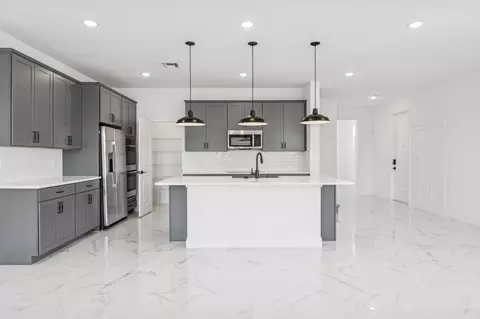 185 SE Birch Ter, Stuart, FL 34997 photo 8