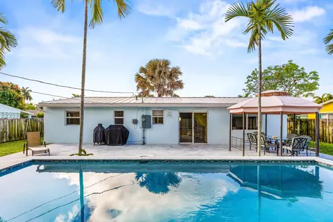 149 SE 27th Pl, Boynton Beach, FL 33435