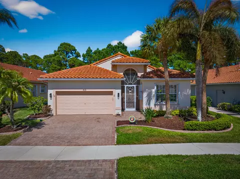 416 NW Sunview Way, Port Saint Lucie, FL 34986