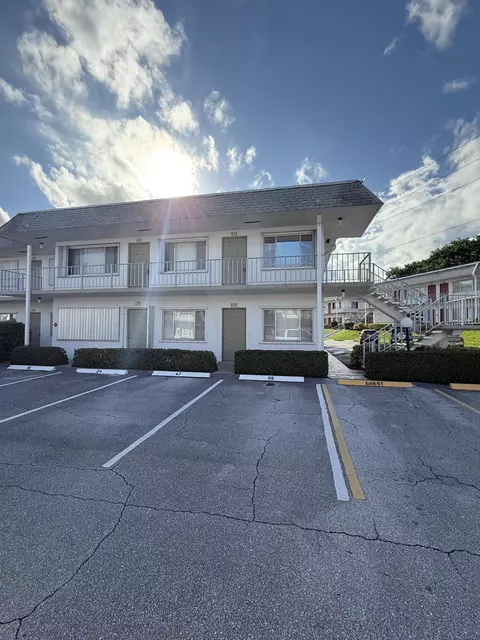 3160 Lake Osborne Dr #112, Lake Worth Beach, FL 33461